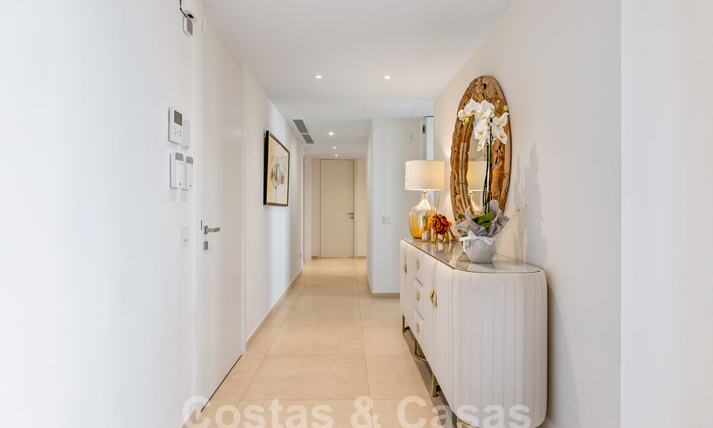 Luxurious and extremely spacious apartment for sale in a chic complex in Nueva Andalucia, Marbella 54528