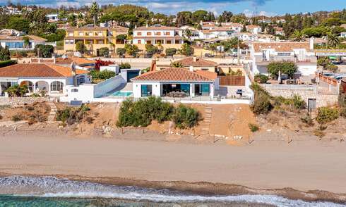 Stunning modern-Mediterranean-style beach villa for sale with frontal sea views, frontline beach in Mijas, Costa del Sol 54555