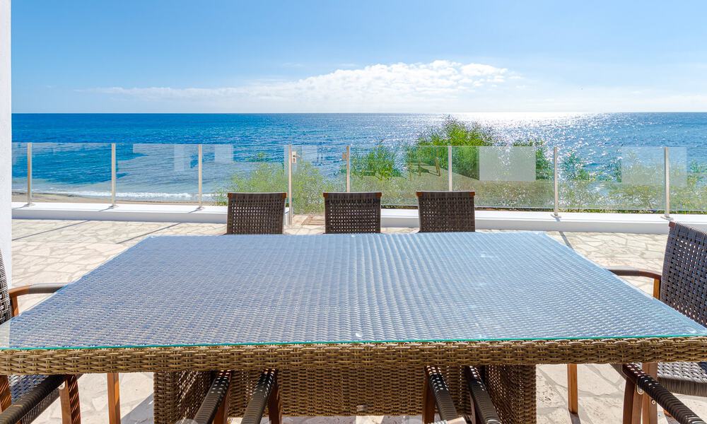 Stunning modern-Mediterranean-style beach villa for sale with frontal sea views, frontline beach in Mijas, Costa del Sol 54581