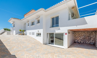 Spanish luxury villa for sale with expansive sea views in the hills of Mijas, Costa del Sol 54656 