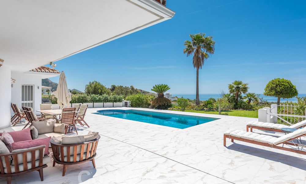Spanish luxury villa for sale with expansive sea views in the hills of Mijas, Costa del Sol 54678