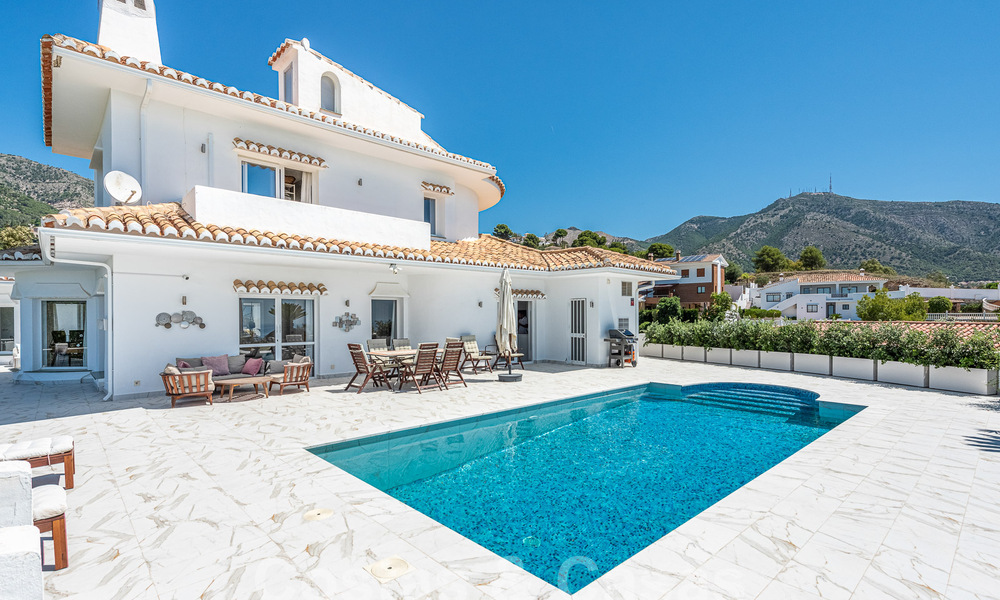 Spanish luxury villa for sale with expansive sea views in the hills of Mijas, Costa del Sol 54680