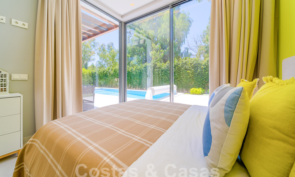 Detached luxury villa for sale in gated villa complex in the heart of the New Golden Mile between Marbella and Estepona 53835