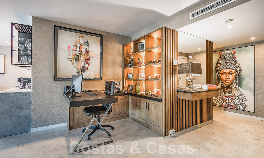 Mundane luxury apartment for sale, in Marina Puente Romano on Marbella's Golden Mile 53759