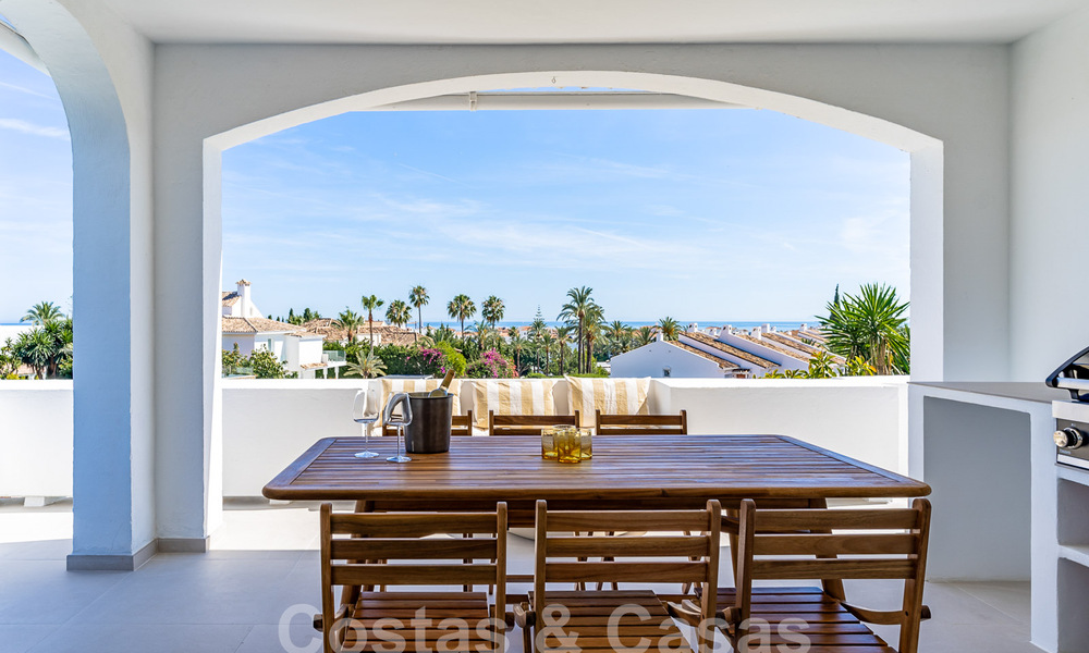 Charming luxury apartment for sale with panoramic views, walking distance to Puerto Banus in Nueva Andalucia, Marbella 54381