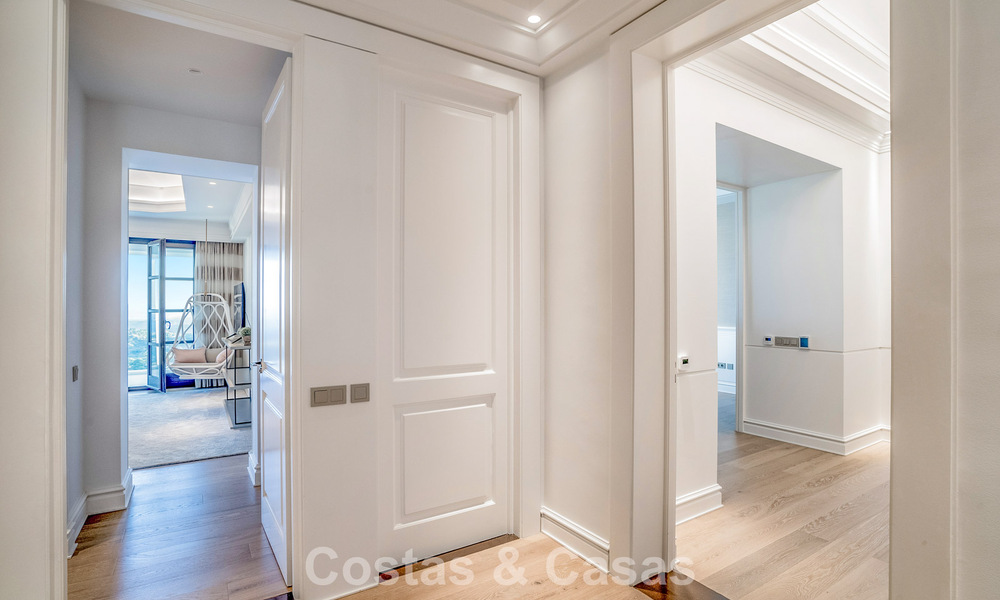 Boutique resort-style villa for sale with open sea views, nestled in the lush greenery of the exclusive La Zagaleta golf resort, Marbella - Benahavis 54098