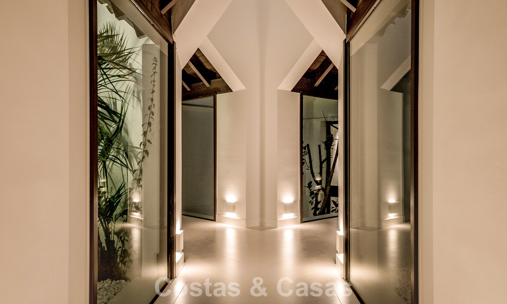 Boutique resort-style villa for sale with open sea views, nestled in the lush greenery of the exclusive La Zagaleta golf resort, Marbella - Benahavis 54114