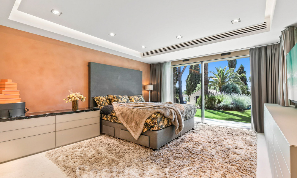 Rustic luxury villa for sale with private heated pool and contemporary interior, east of Marbella centre 55045