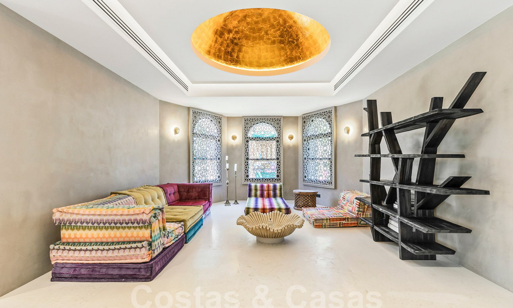 Rustic luxury villa for sale with private heated pool and contemporary interior, east of Marbella centre 55048