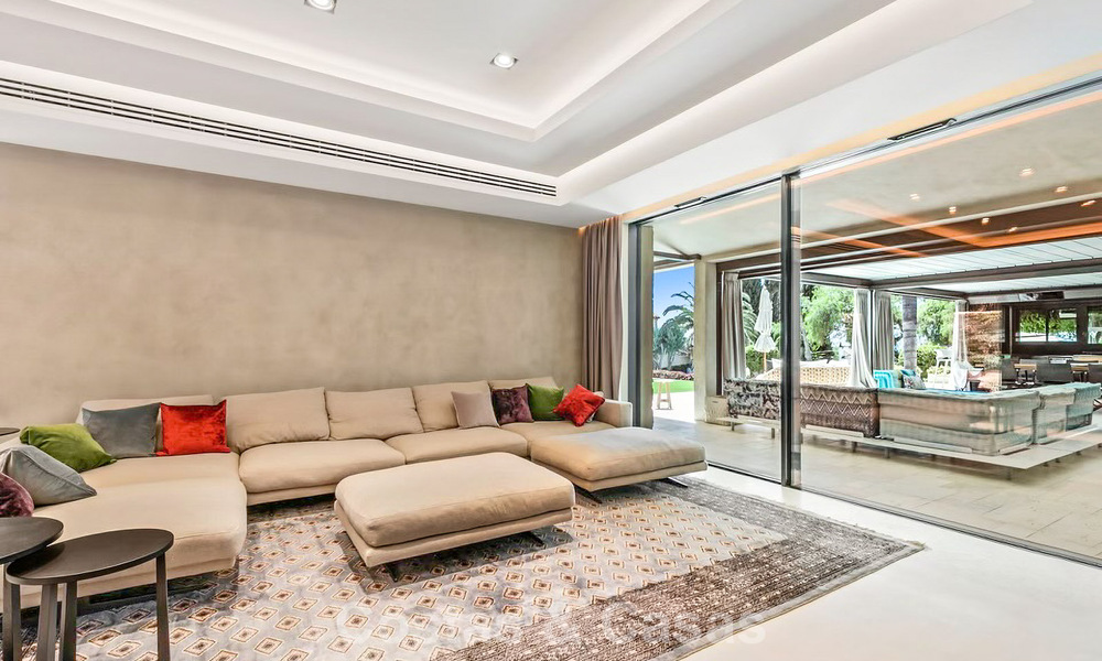 Rustic luxury villa for sale with private heated pool and contemporary interior, east of Marbella centre 786359