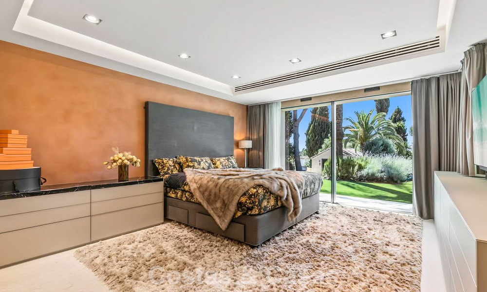 Rustic luxury villa for sale with private heated pool and contemporary interior, east of Marbella centre 786362