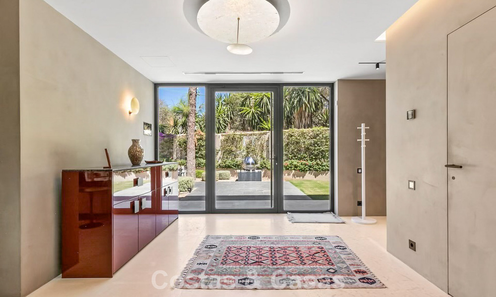 Rustic luxury villa for sale with private heated pool and contemporary interior, east of Marbella centre 786366