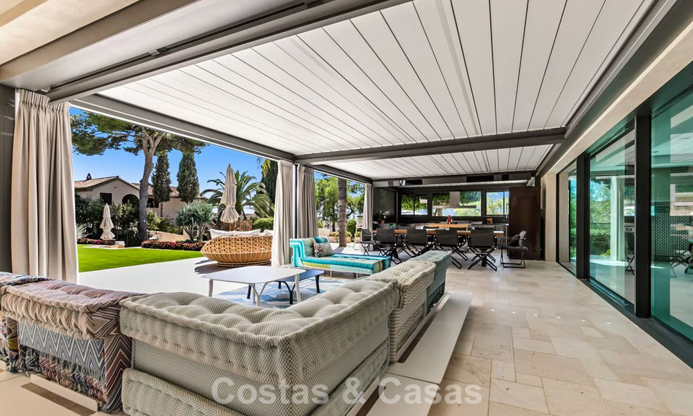 Rustic luxury villa for sale with private heated pool and contemporary interior, east of Marbella centre 786372