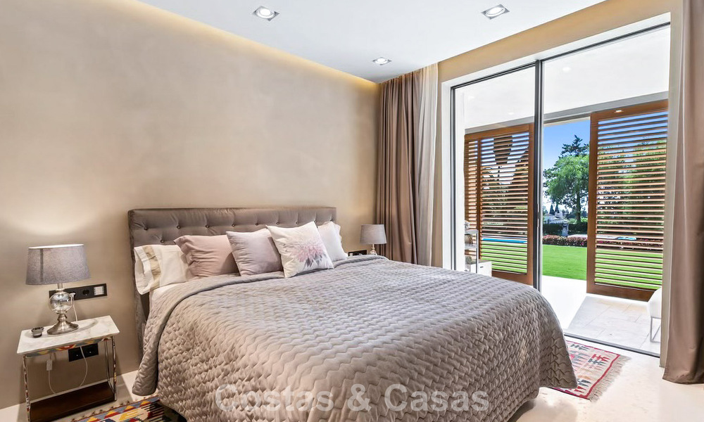 Rustic luxury villa for sale with private heated pool and contemporary interior, east of Marbella centre 786378