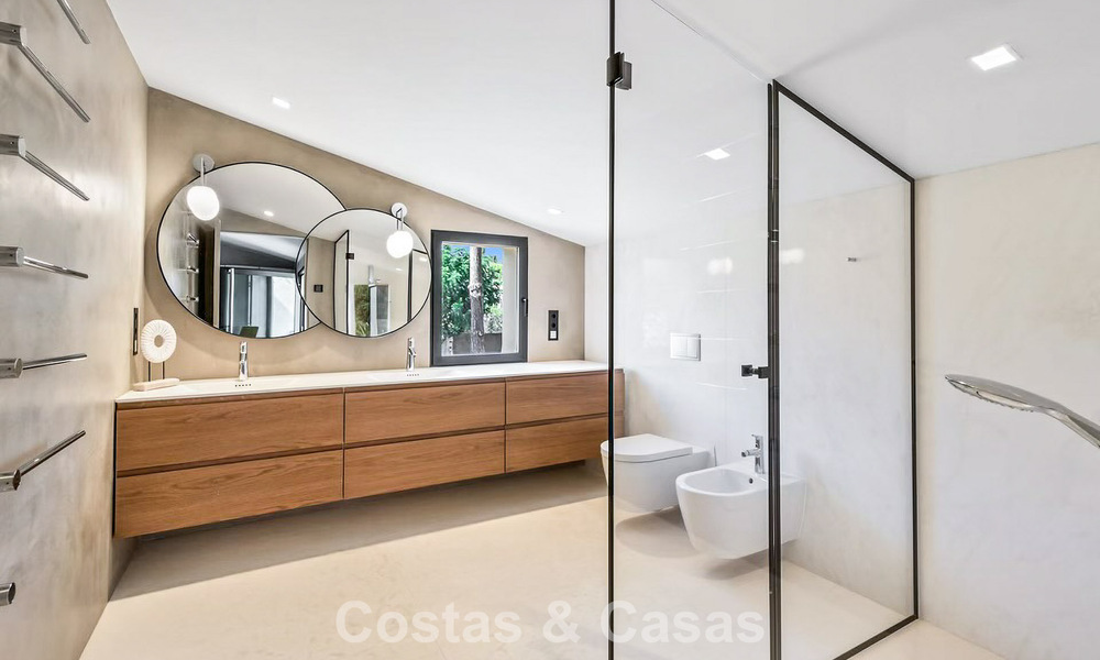 Rustic luxury villa for sale with private heated pool and contemporary interior, east of Marbella centre 786383