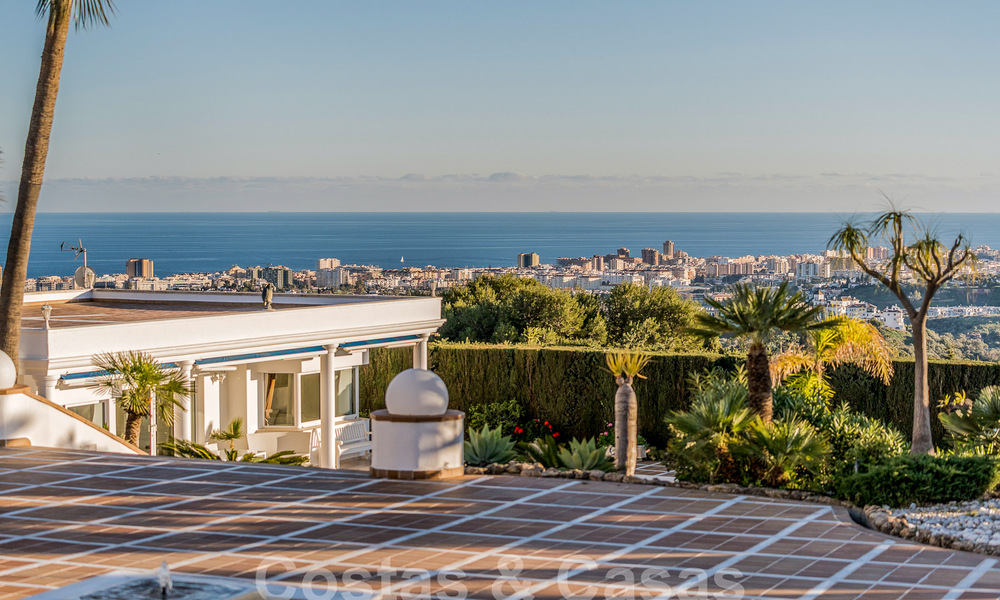 Spacious, Spanish palatial estate with breathtaking sea views for sale near Mijas Pueblo, Costa del Sol 54015