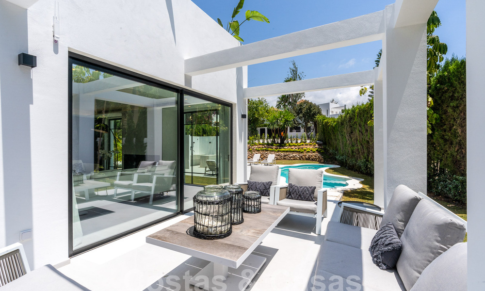 Contemporary renovated luxury villa for sale in the heart of Nueva Andalucia's golf valley, Marbella 54794