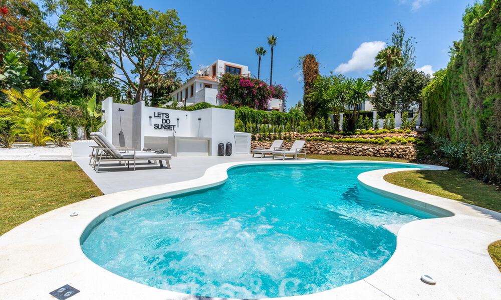 Contemporary renovated luxury villa for sale in the heart of Nueva Andalucia's golf valley, Marbella 54799