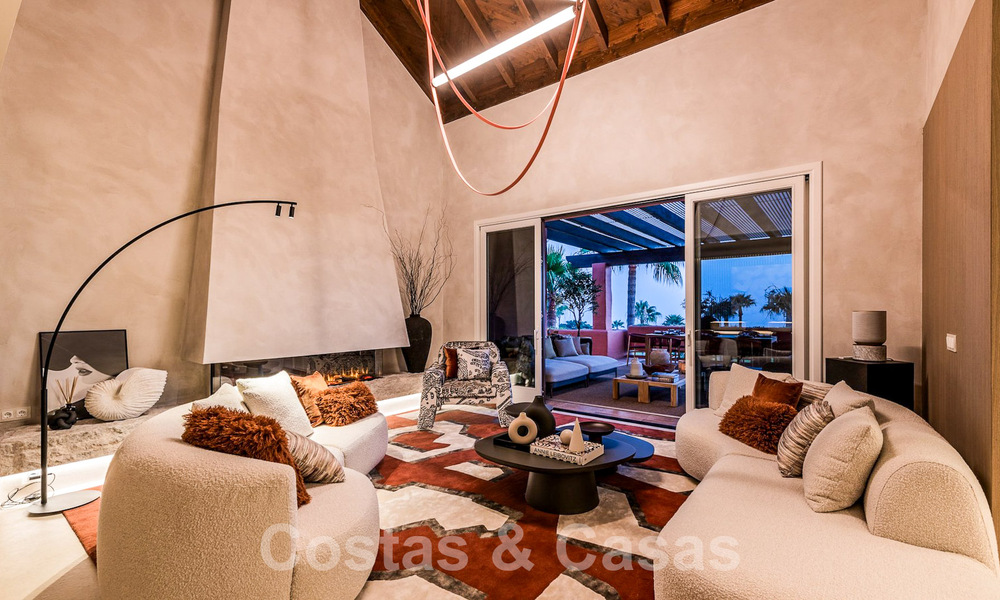 Unique luxury penthouse for sale, frontline beach on the New Golden Mile between Marbella and Estepona centre 54249