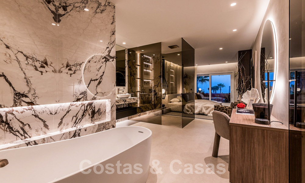 Unique luxury penthouse for sale, frontline beach on the New Golden Mile between Marbella and Estepona centre 54252