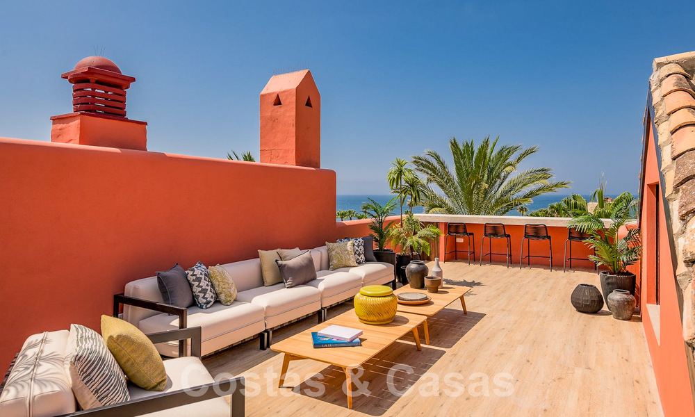 Unique luxury penthouse for sale, frontline beach on the New Golden Mile between Marbella and Estepona centre 54257