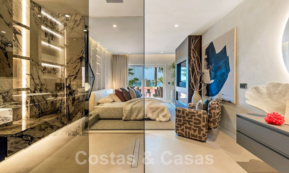 Unique luxury penthouse for sale, frontline beach on the New Golden Mile between Marbella and Estepona centre 54261