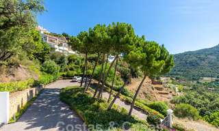 Detached luxury villa in a classic Spanish style for sale with sublime sea views in Marbella - Benahavis 55139 