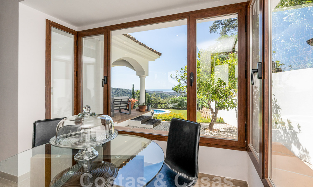 Detached luxury villa in a classic Spanish style for sale with sublime sea views in Marbella - Benahavis 55162