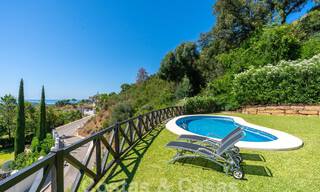 Detached luxury villa in a classic Spanish style for sale with sublime sea views in Marbella - Benahavis 55181 