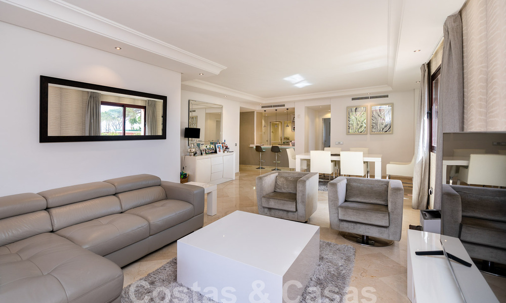 Luxury garden apartment for sale in a frontline beach complex on the New Golden Mile between Marbella and Estepona 55294