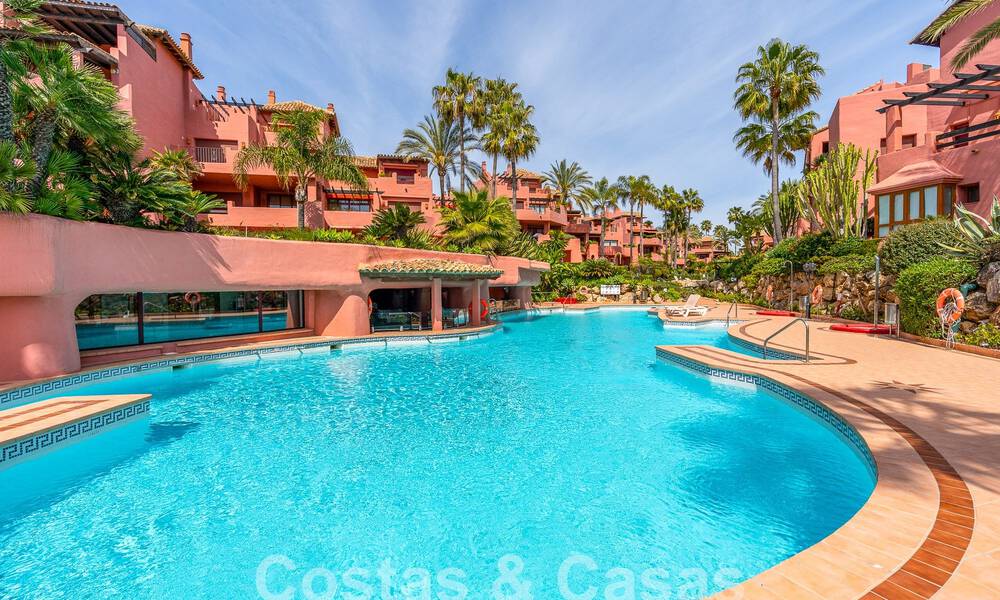 Luxury garden apartment for sale in a frontline beach complex on the New Golden Mile between Marbella and Estepona 55309