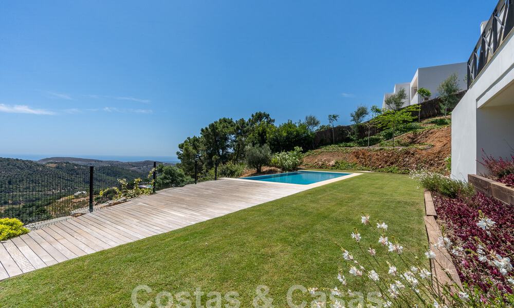 Luxury contemporary Andalusian-style villa for sale in fantastic, natural surroundings of Marbella - Benahavis 55221