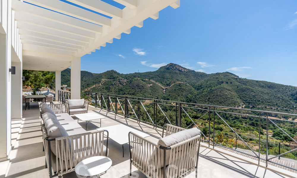 Luxury contemporary Andalusian-style villa for sale in fantastic, natural surroundings of Marbella - Benahavis 55248