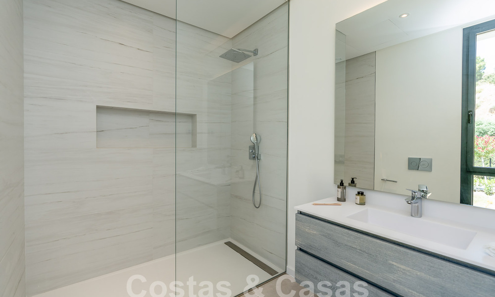 Luxury contemporary Andalusian-style villa for sale in fantastic, natural surroundings of Marbella - Benahavis 55261