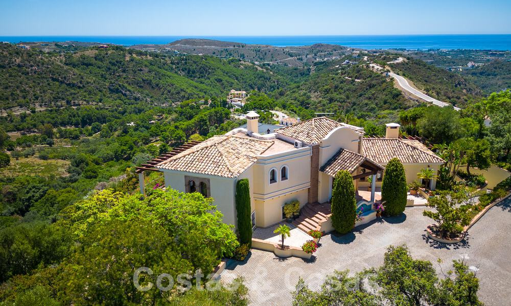 Spanish luxury villa for sale with panoramic views in gated community surrounded by nature in Marbella - Benahavis 55325