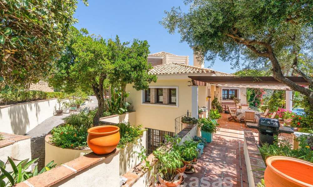 Spanish luxury villa for sale with panoramic views in gated community surrounded by nature in Marbella - Benahavis 55356