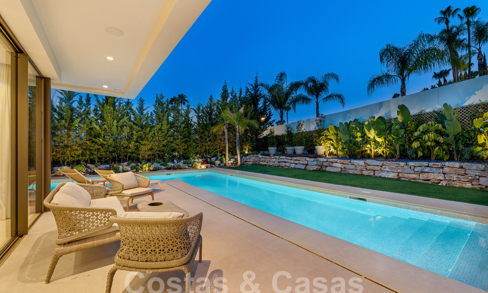 Spacious contemporary luxury villa located on frontline golf with views of La Concha mountain in Nueva Andalucia, Marbella 55575