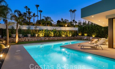 Spacious contemporary luxury villa located on frontline golf with views of La Concha mountain in Nueva Andalucia, Marbella 55578