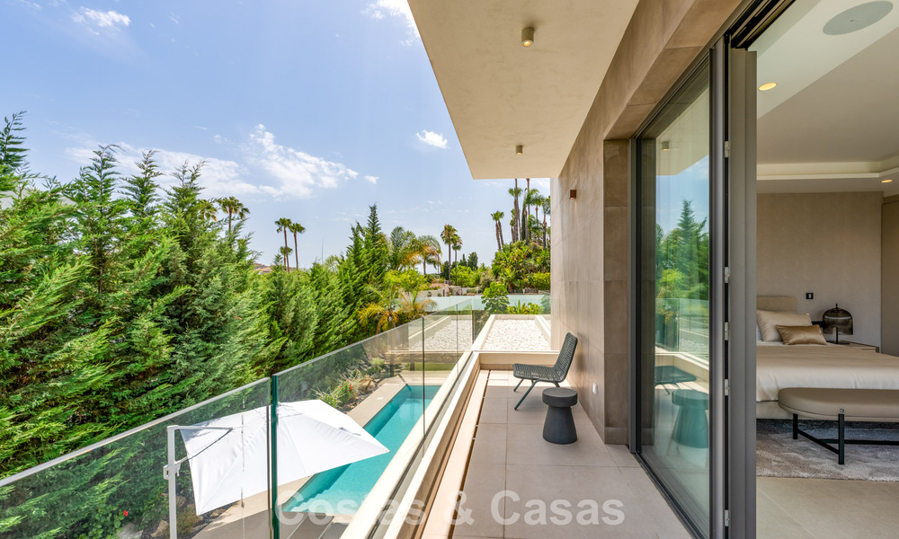 Spacious contemporary luxury villa located on frontline golf with views of La Concha mountain in Nueva Andalucia, Marbella 786402