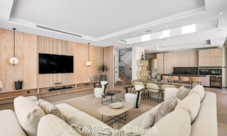 Spacious contemporary luxury villa located on frontline golf with views of La Concha mountain in Nueva Andalucia, Marbella 786408 