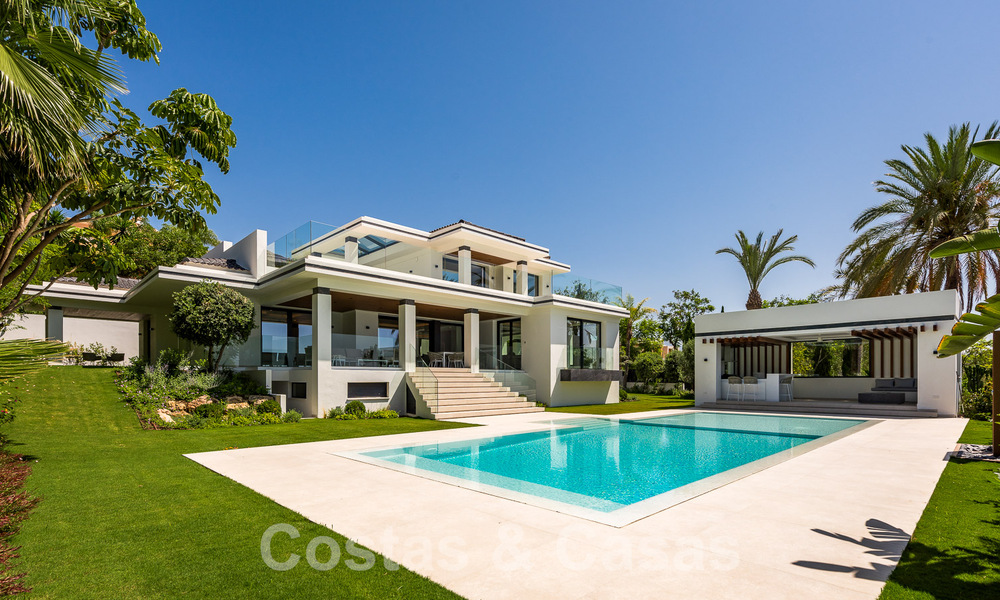 New, modernist designer villa for sale with golf course views in a golf resort, Marbella - Benahavis 55508