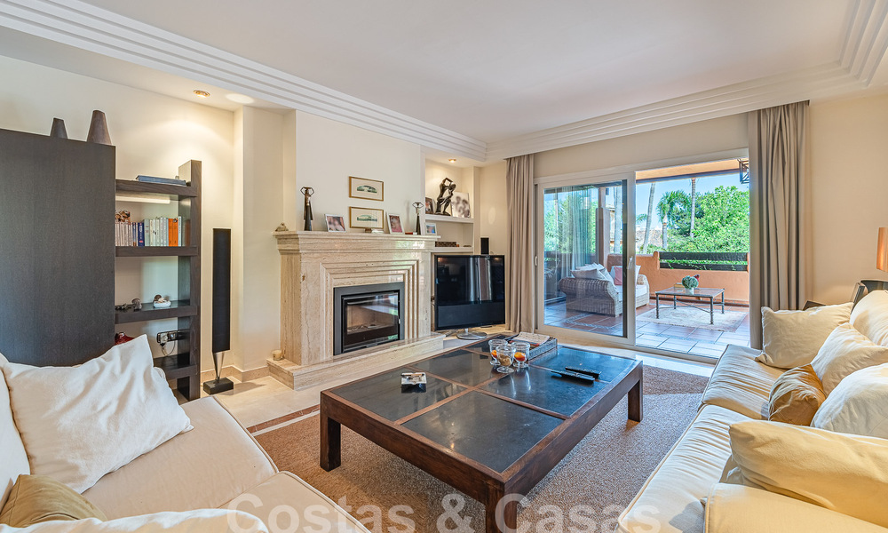 Move-in ready luxury apartment for sale in prestigious Sierra Blanca complex on Marbella's Golden Mile 54981