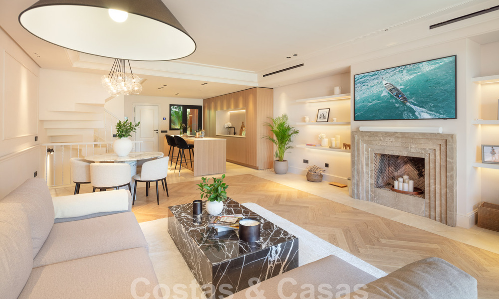 Charming townhouse for sale in walking distance to the beach, on the Golden Mile of Marbella 58118