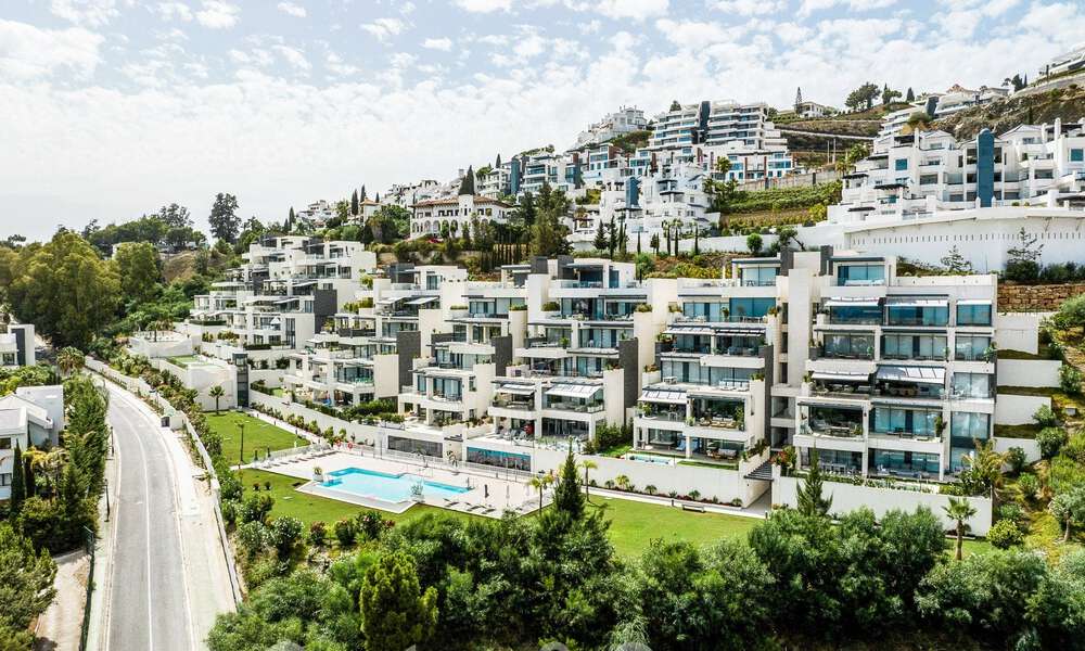 Luxurious, modern, ground floor apartment for sale with private heated pool and sea views, in Marbella - Benahavis 55640