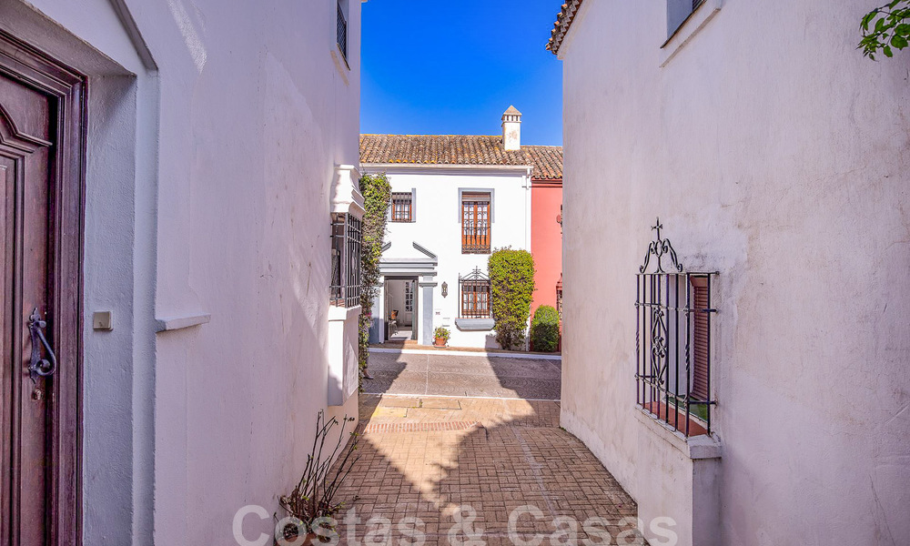 Beautiful, picturesque house for sale immersed in Andalusian charm a stone's throw from the beach in Guadalmina Baja, Marbella 55386