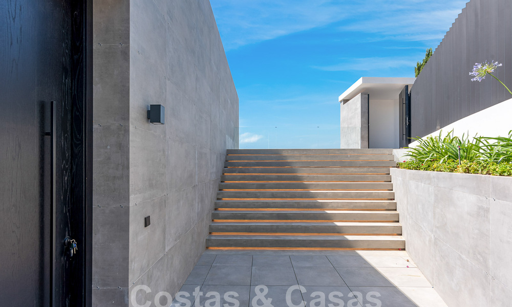 New, modernist designer villa for sale with stunning sea views in five-star golf resort in Marbella - Benahavis 55849