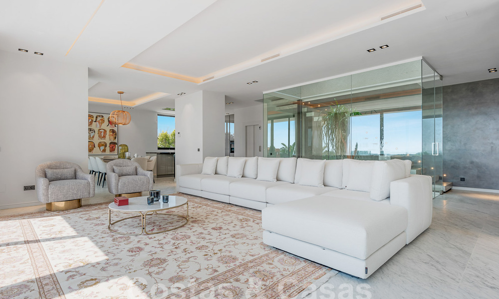 New, modernist designer villa for sale with stunning sea views in five-star golf resort in Marbella - Benahavis 55875