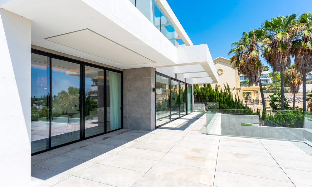 New, modernist designer villa for sale with stunning sea views in five-star golf resort in Marbella - Benahavis 55887