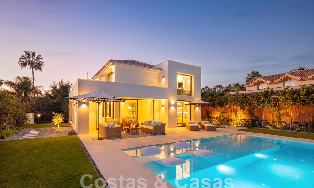 Superior renovated modern-style villa for sale in the heart of Nueva Andalucia' golf valley, Marbella 56039