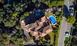 Prestigious luxury villa for sale in a classic Spanish style with sea views in La Quinta in Marbella - Benahavis 56525 